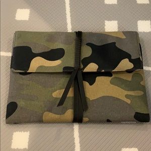 Camo Clutch